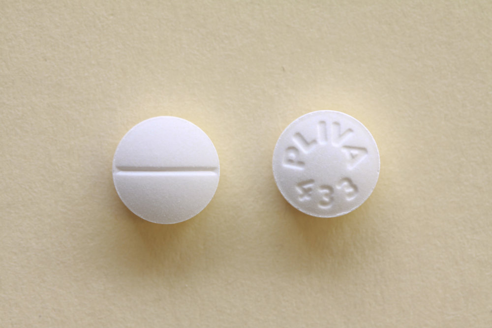 what classification of medication is trazodone